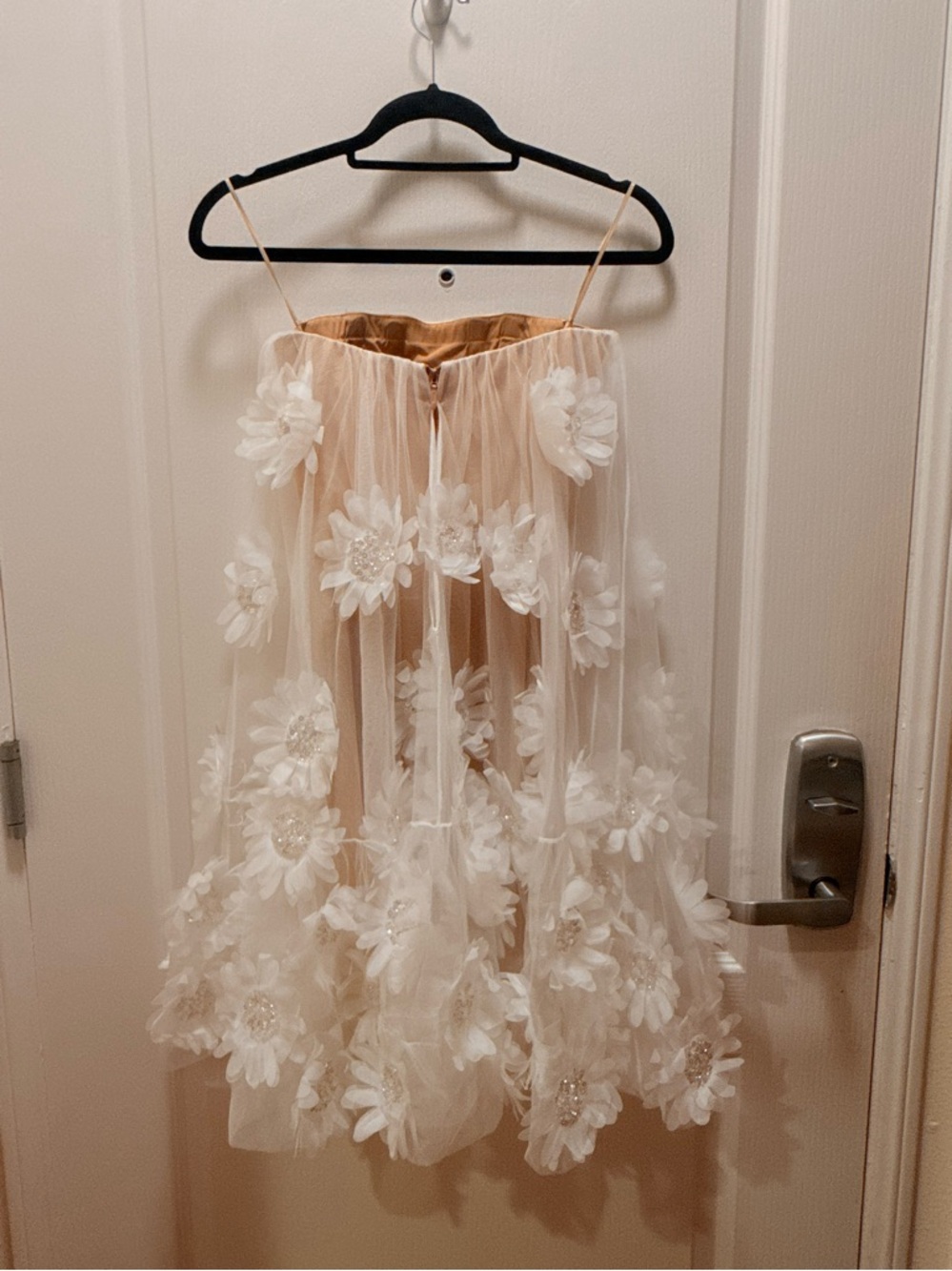 Helsi Bianca  Embroidered Strapless 3D Floral Mini Dress in White NWT - Picture 4 of 5